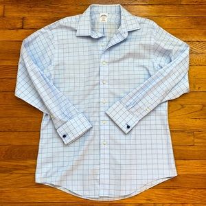 NWOT Brooks Brothers Men’s Slim Fit Non-Iron Shirt w/Collar Stays & cuff links!!